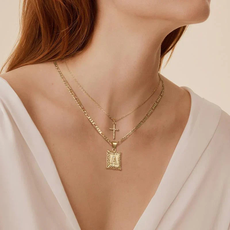 Cross Initial Necklace Set ｜ ネックレスセット・ゴールド