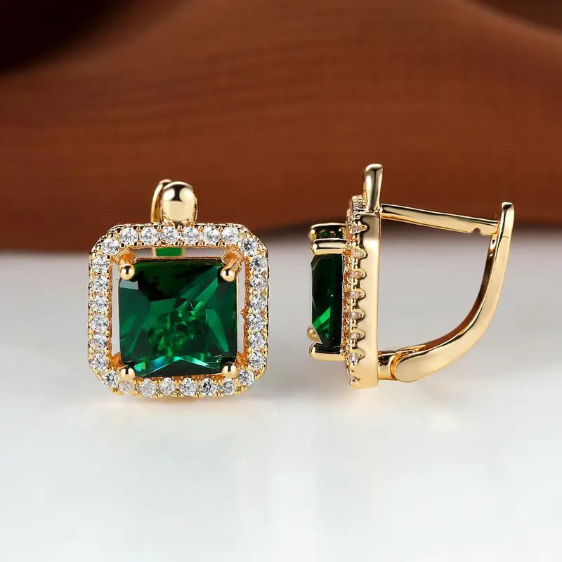 Golden Green Square Zirconia Earrings ｜ ピアス・ゴールド
