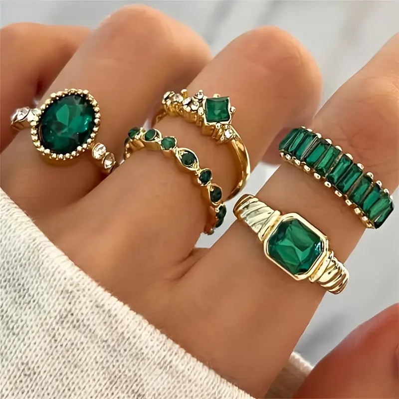Zarina Exquisite Emerald Ring Set ｜ リングセット・ゴールド