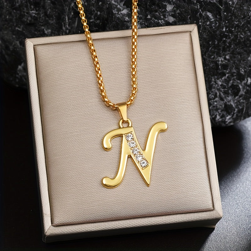 Crystal Accent Initial Necklace ｜ イニシャルネックレス・ゴールド