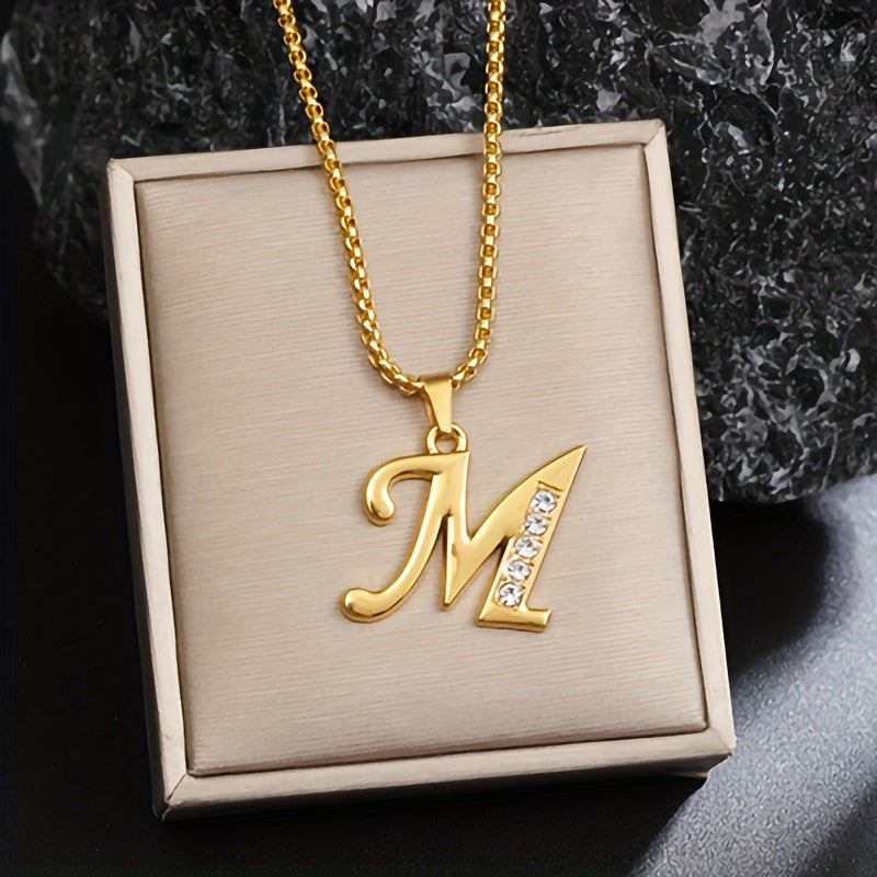 Crystal Accent Initial Necklace ｜ イニシャルネックレス・ゴールド
