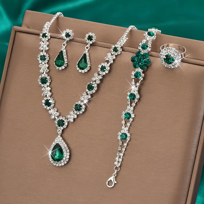 Adriana Lysandre Jewelry Set ｜ ジュエリーセット・ホワイトゴールド