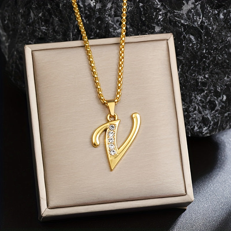 Crystal Accent Initial Necklace ｜ イニシャルネックレス・ゴールド