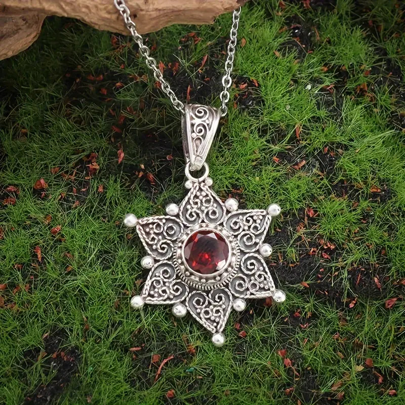 Jessindra Carmalyth Necklace ｜ ネックレス・ホワイトゴールド