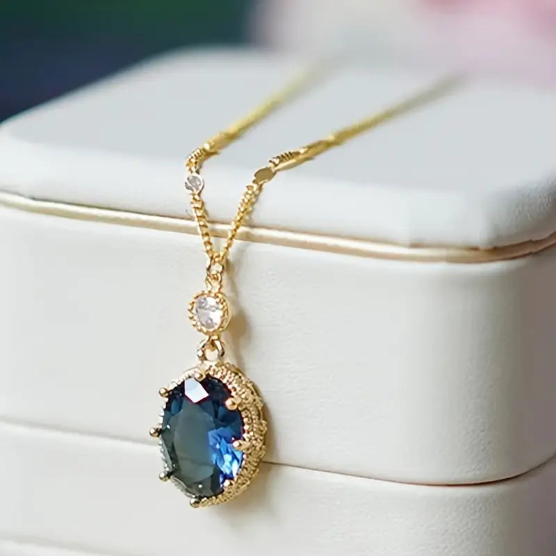 Thessia Lunebray Necklace ｜ ネックレス・ゴールド
