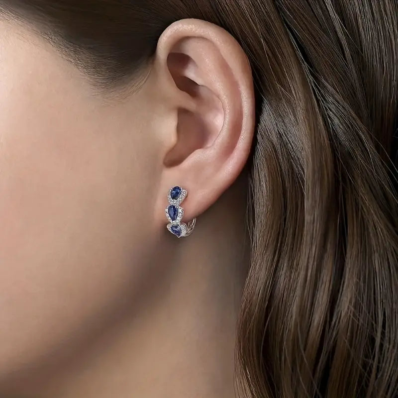 Royal Sapphire Crest Earrings ｜ ピアス・ホワイトゴールド