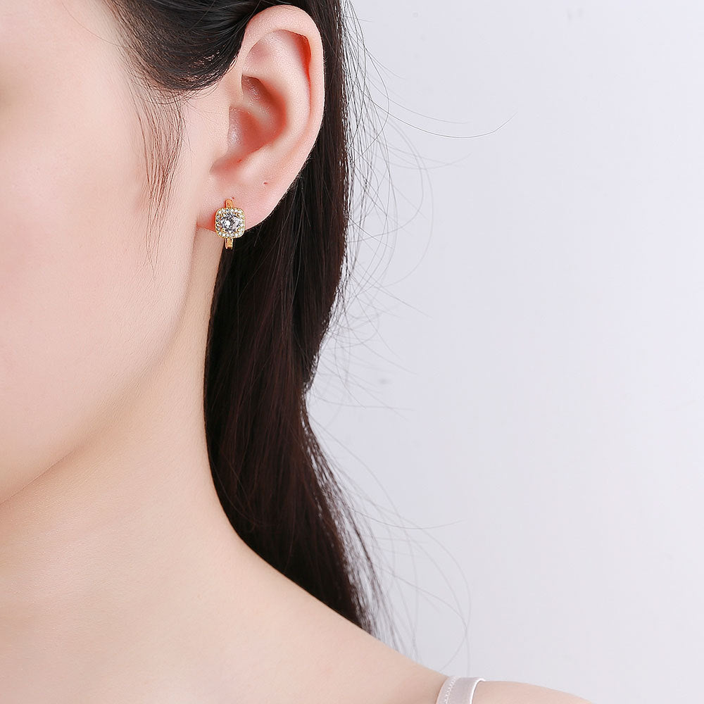 Nadine Square Earrings ｜ ピアス・ゴールド