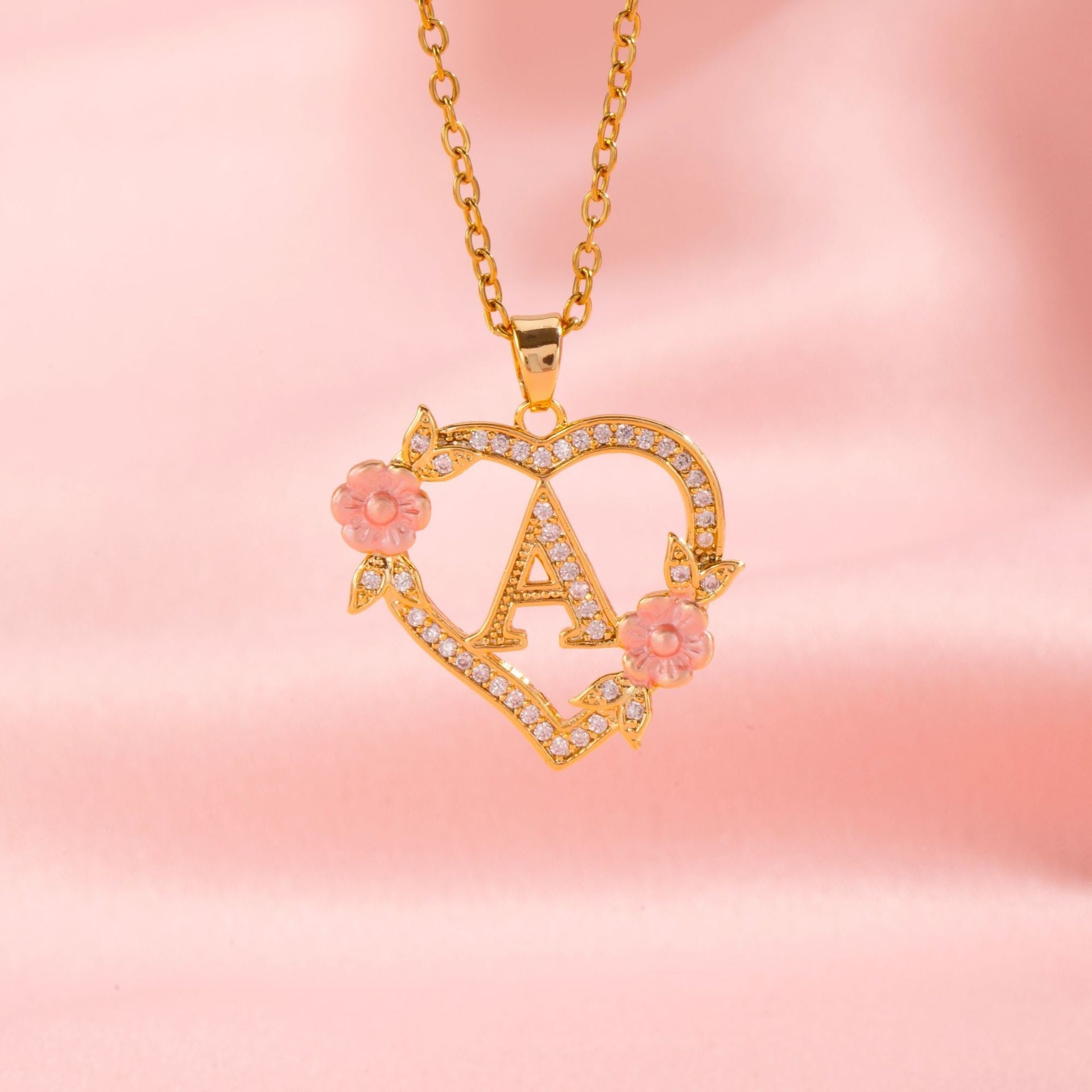 Floral Charm Initial Necklace ｜ イニシャルネックレス・ゴールド