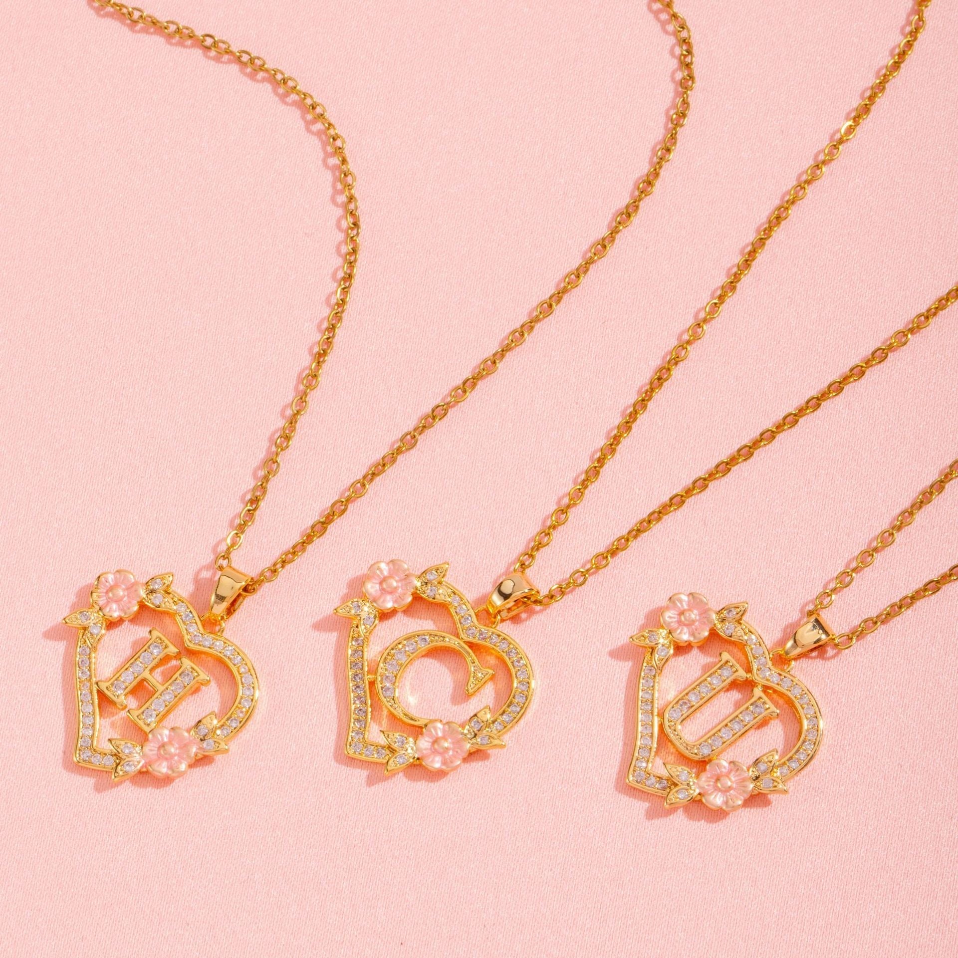 Floral Charm Initial Necklace ｜ イニシャルネックレス・ゴールド