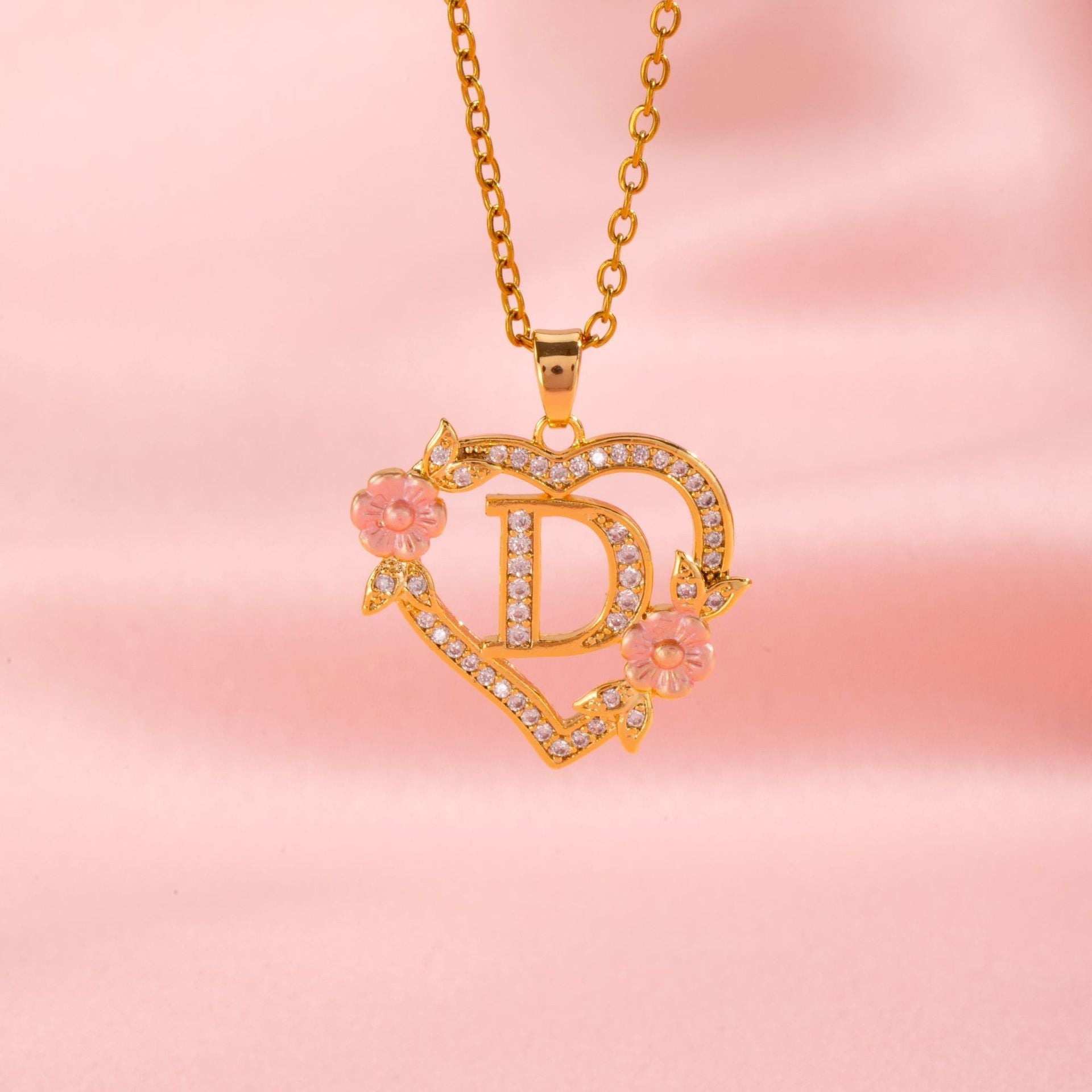 Floral Charm Initial Necklace ｜ イニシャルネックレス・ゴールド