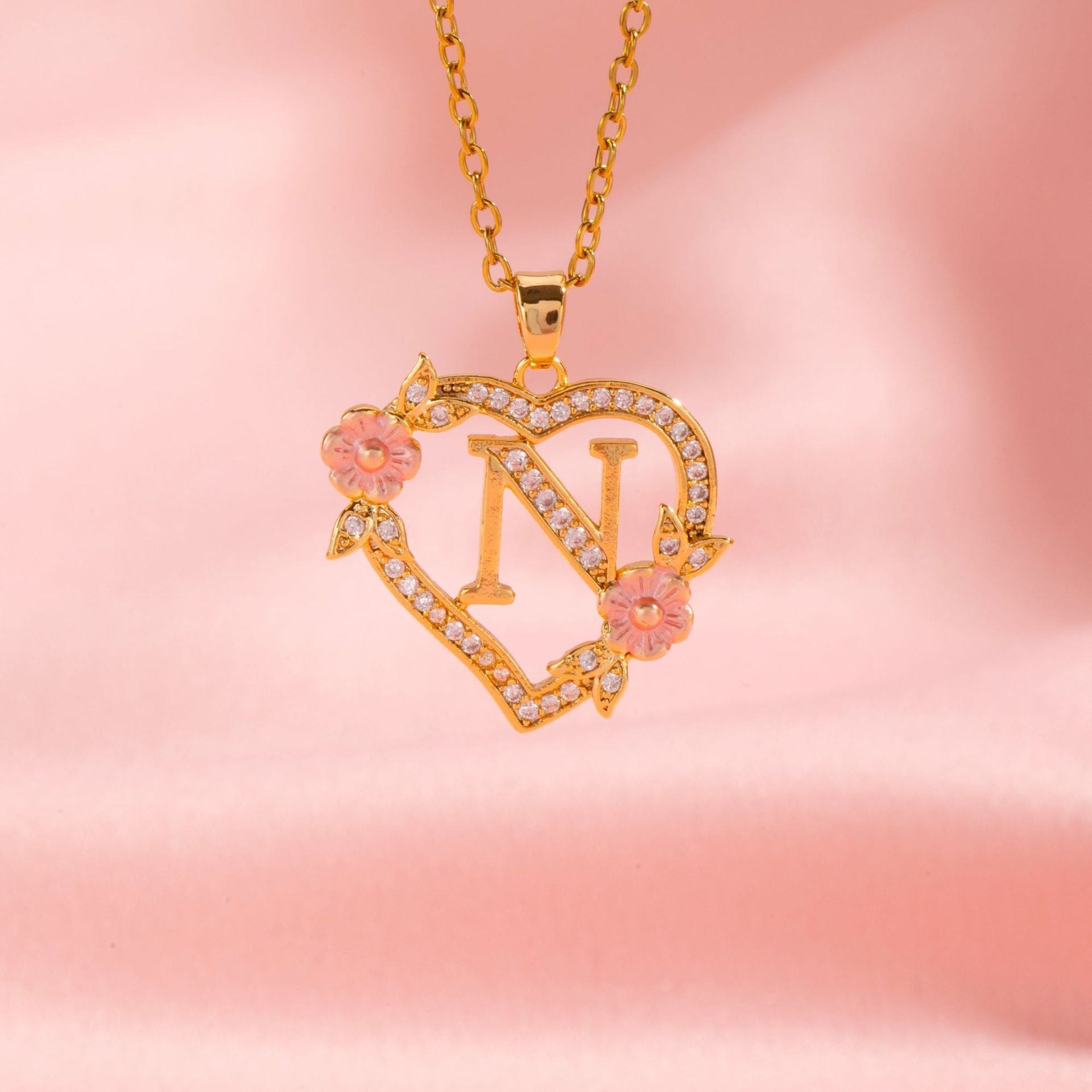 Floral Charm Initial Necklace ｜ イニシャルネックレス・ゴールド