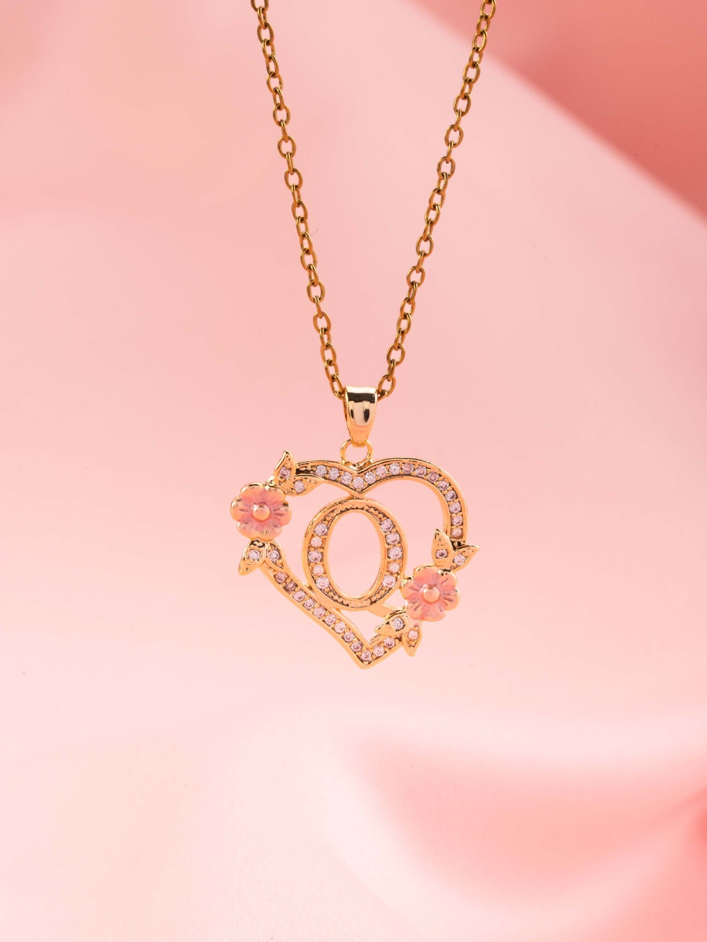 Floral Charm Initial Necklace ｜ イニシャルネックレス・ゴールド