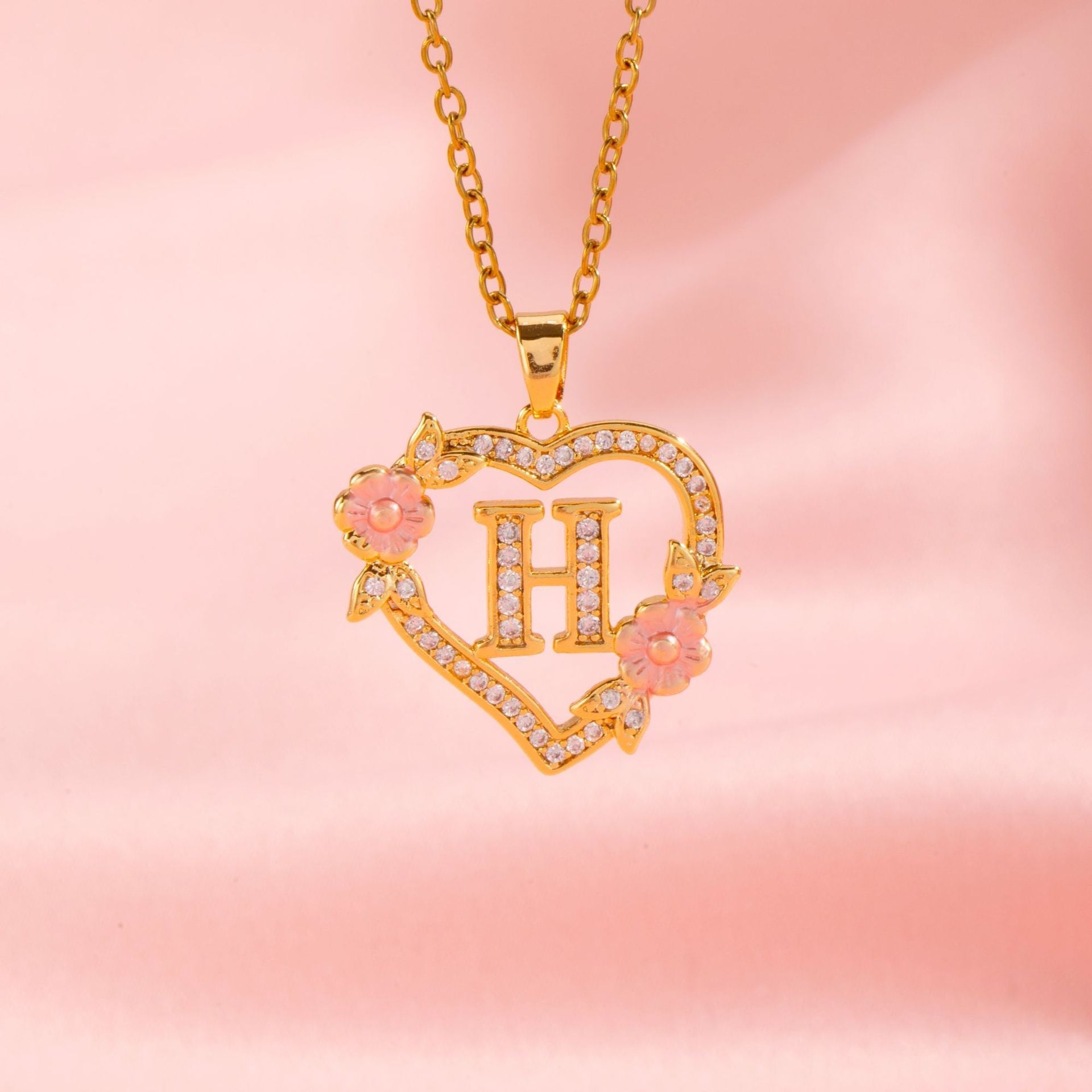 Floral Charm Initial Necklace ｜ イニシャルネックレス・ゴールド