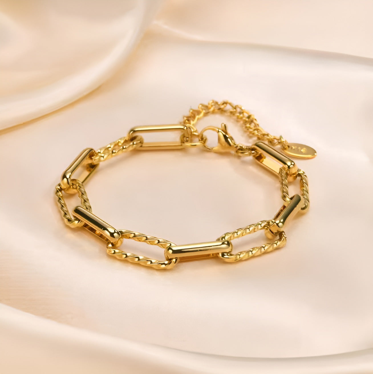 Chunky Link Lorielle Bracelet ｜ ブレスレット・ゴールド