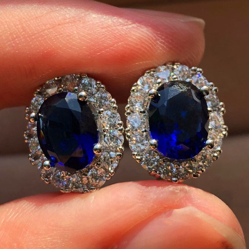 Oval White Sapphire Stud Earrings ｜ スタッドピアス・ホワイトゴールド