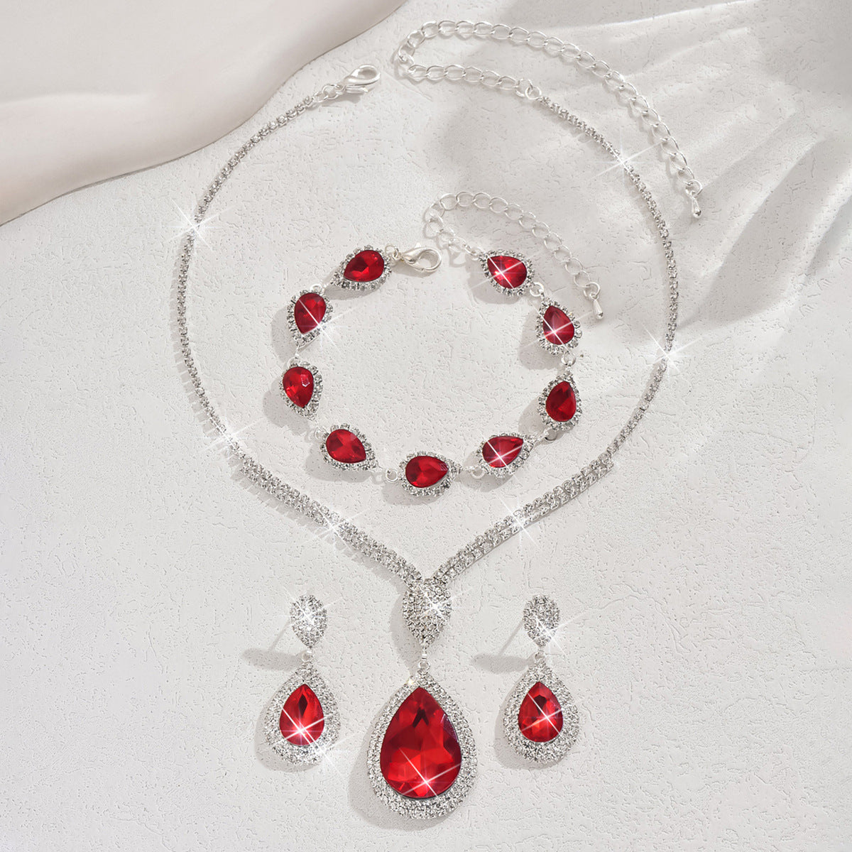 Thalira Bloodwynne Jewelry Set ｜ ジュエリーセット・ホワイトゴールド
