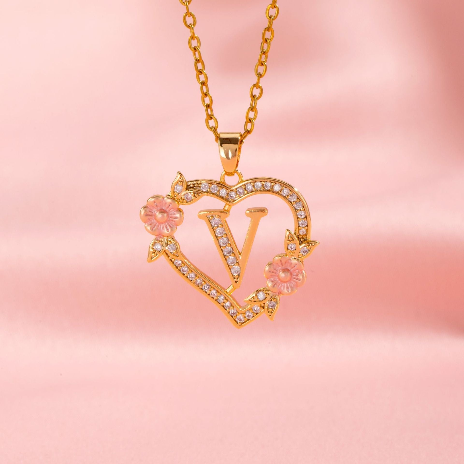 Floral Charm Initial Necklace ｜ イニシャルネックレス・ゴールド