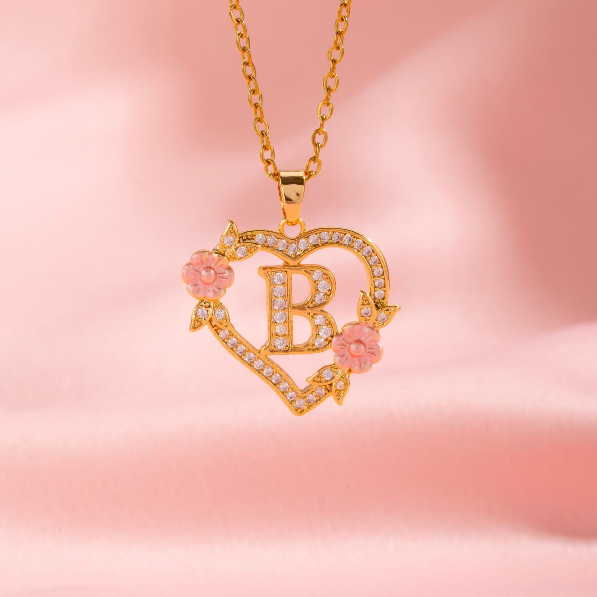 Floral Charm Initial Necklace ｜ イニシャルネックレス・ゴールド