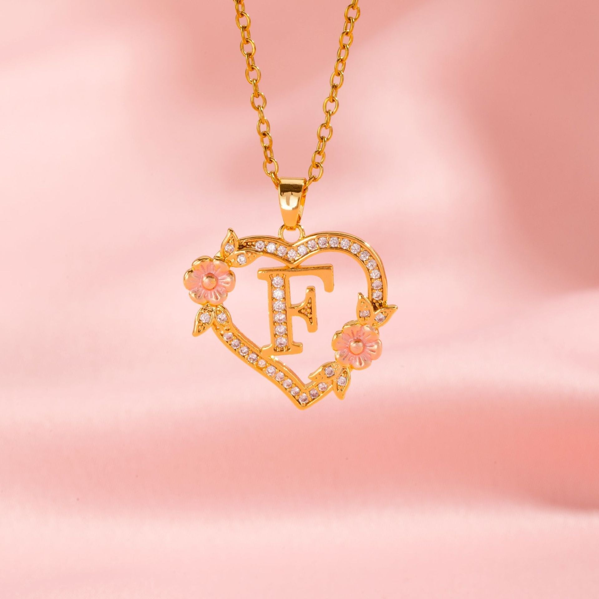 Floral Charm Initial Necklace ｜ イニシャルネックレス・ゴールド