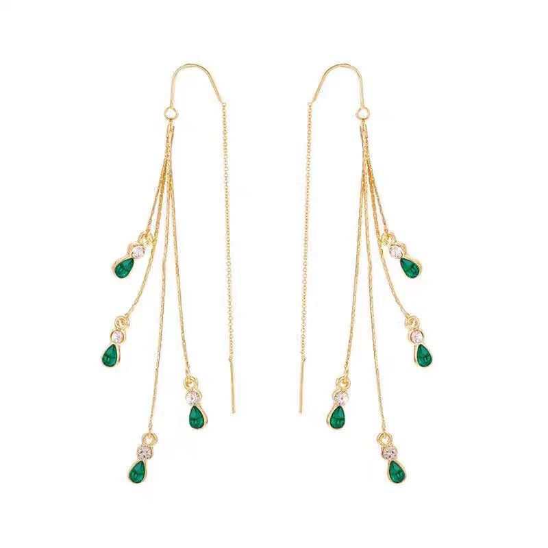 Calista Moreau Tassel Earrings ｜ タッセルピアス・ゴールド