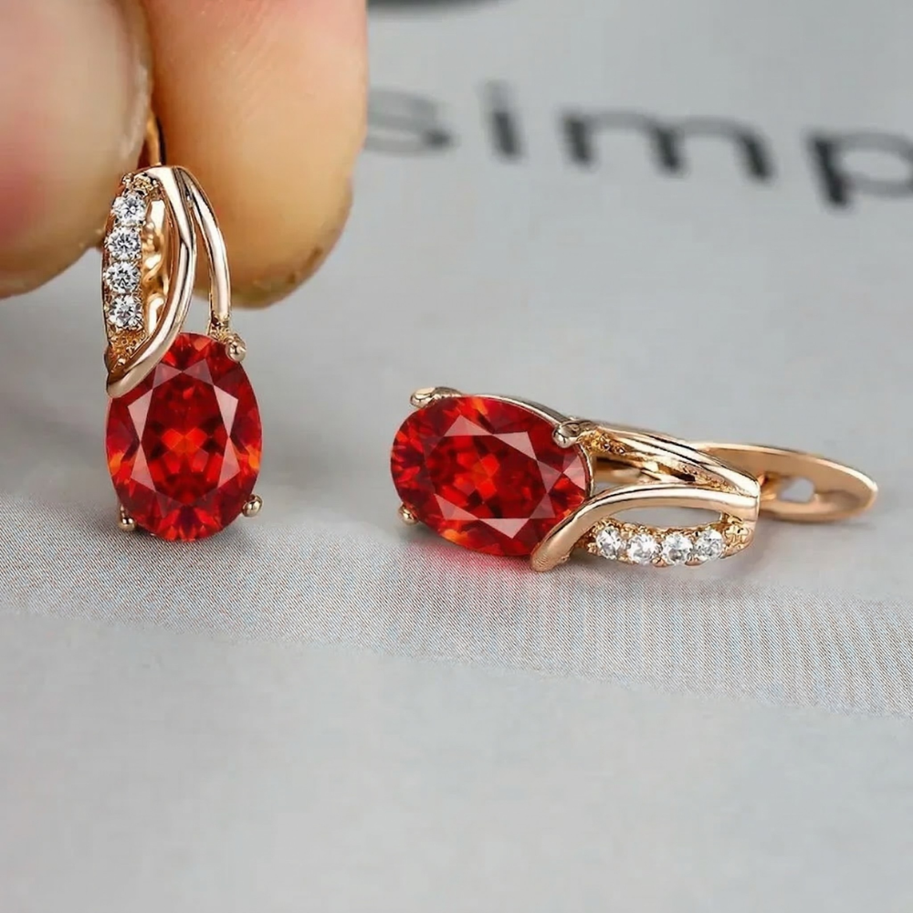 Veressa Ruberine Earrings ｜ ピアス・ゴールド