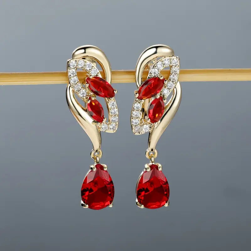 Saphara Cindorelle Earrings ｜ ピアス・ゴールド