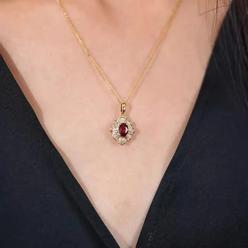 Kavella Solcrimson Necklace ｜ ネックレス・ゴールド