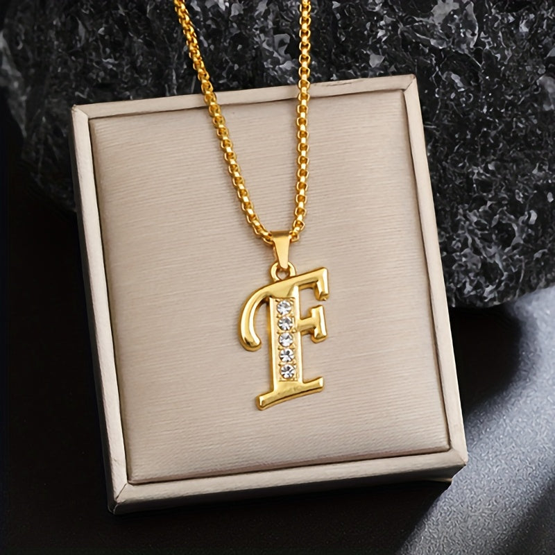 Crystal Accent Initial Necklace ｜ イニシャルネックレス・ゴールド