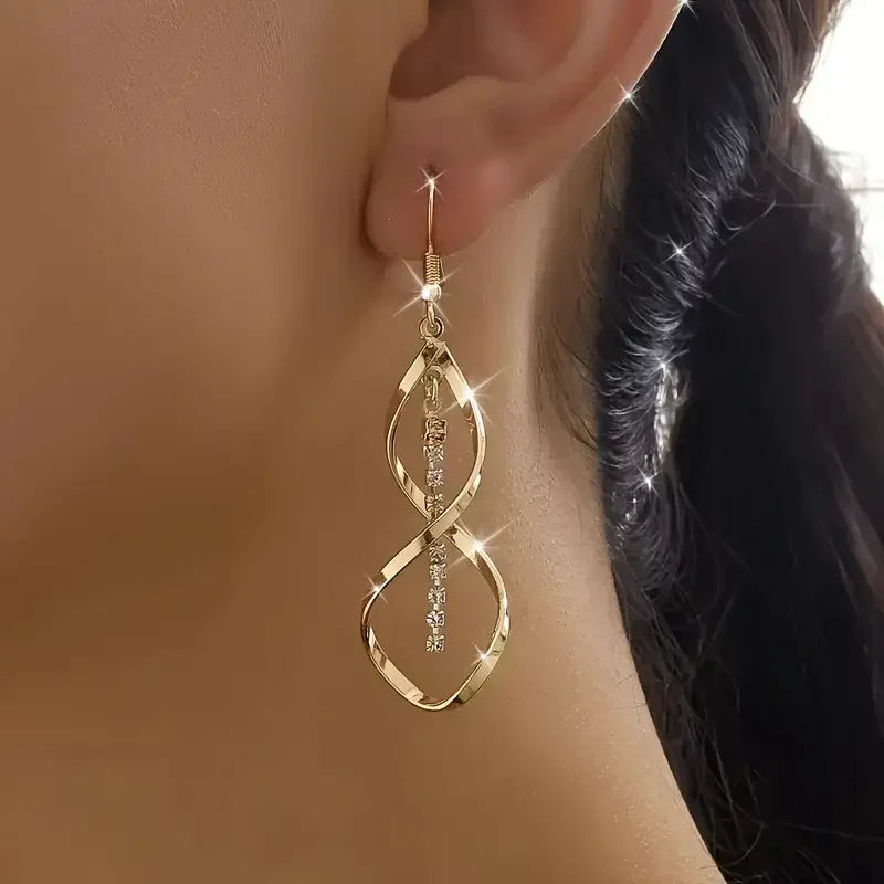 Sunbeam Spiral Earrings ｜ ピアス・ゴールド
